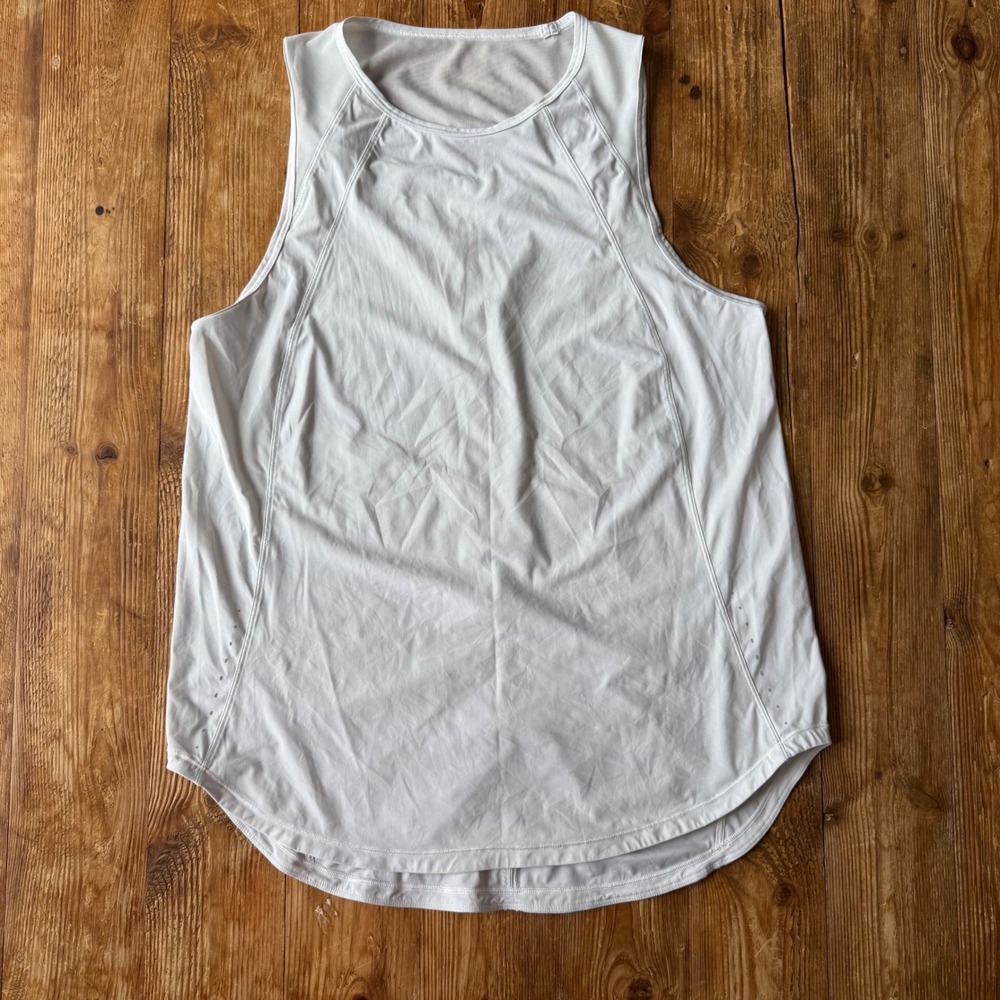 Lululemon Sculpt Tank Top Light Gray Mesh Back Performance Running Shirt Med EUC